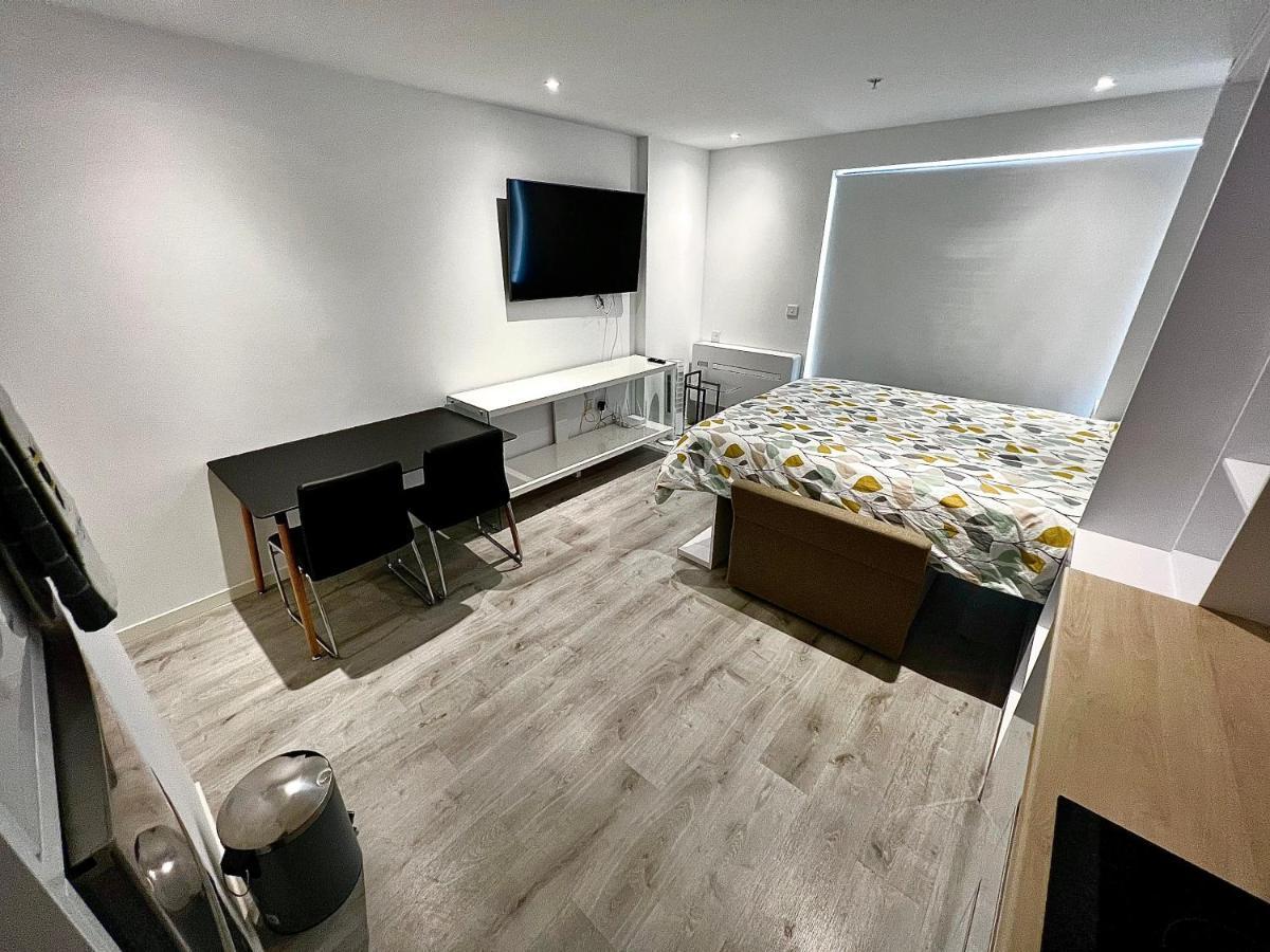 Modern Studio Apartment In Gibraltar - The Hub المظهر الخارجي الصورة