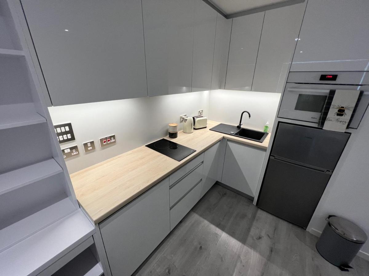 Modern Studio Apartment In Gibraltar - The Hub المظهر الخارجي الصورة